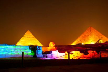 8 نجوم عالميين وقعوا في غرام مصر واهرامتها